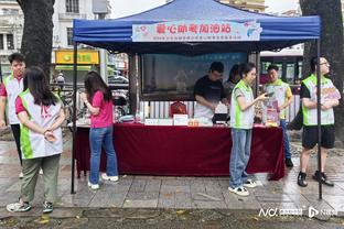 大战在即？阿森纳晒海报预热对阵拜仁，特罗萨德单人出镜